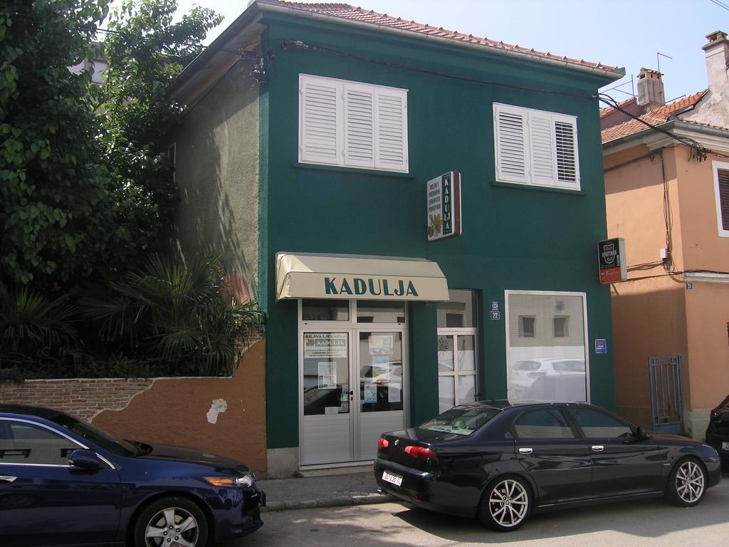 R&b Apartmán