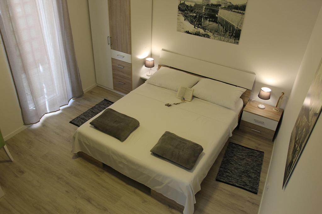 R&b Apartment